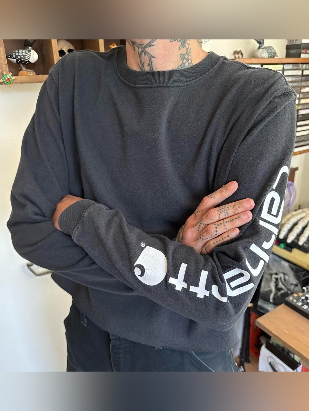 Carhartt Black Cropped Boxy Long Sleeve Logo Tee 103401 001 ~ Size Small